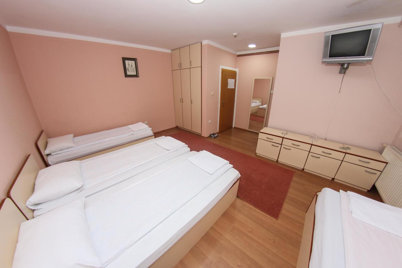 Hotel Ada - Otoka Sarajevo Luaran gambar