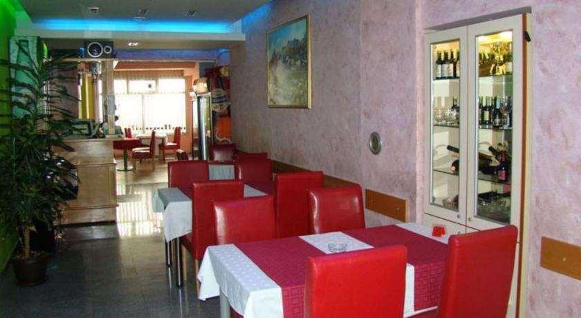 Hotel Ada - Otoka Sarajevo Restoran gambar